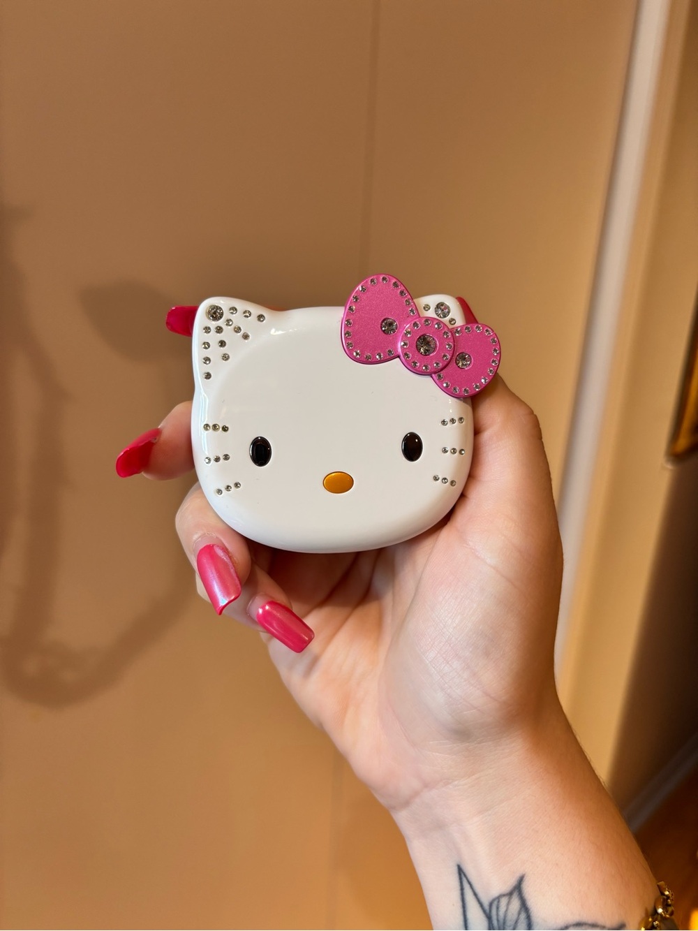 Y2K Hello Kitty Pink Bow Phone + Camera